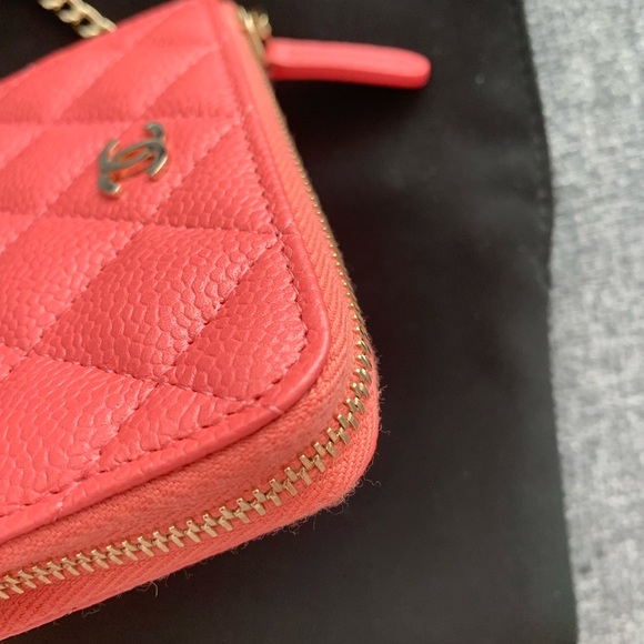 Authentic brand new Chanel o key case pouch pearly pink full set - Picture 8 of 10